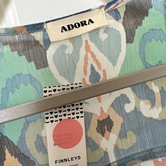 Luxurious Dressy Kimono - Picture 5 of 6